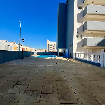 Apartment El Balcon De Moncofar, A 5 Min Andando De La Playa, Con Wifi, Smart Tive, Piscina Y Aparcamiento Privado Totalmente Gratuito *